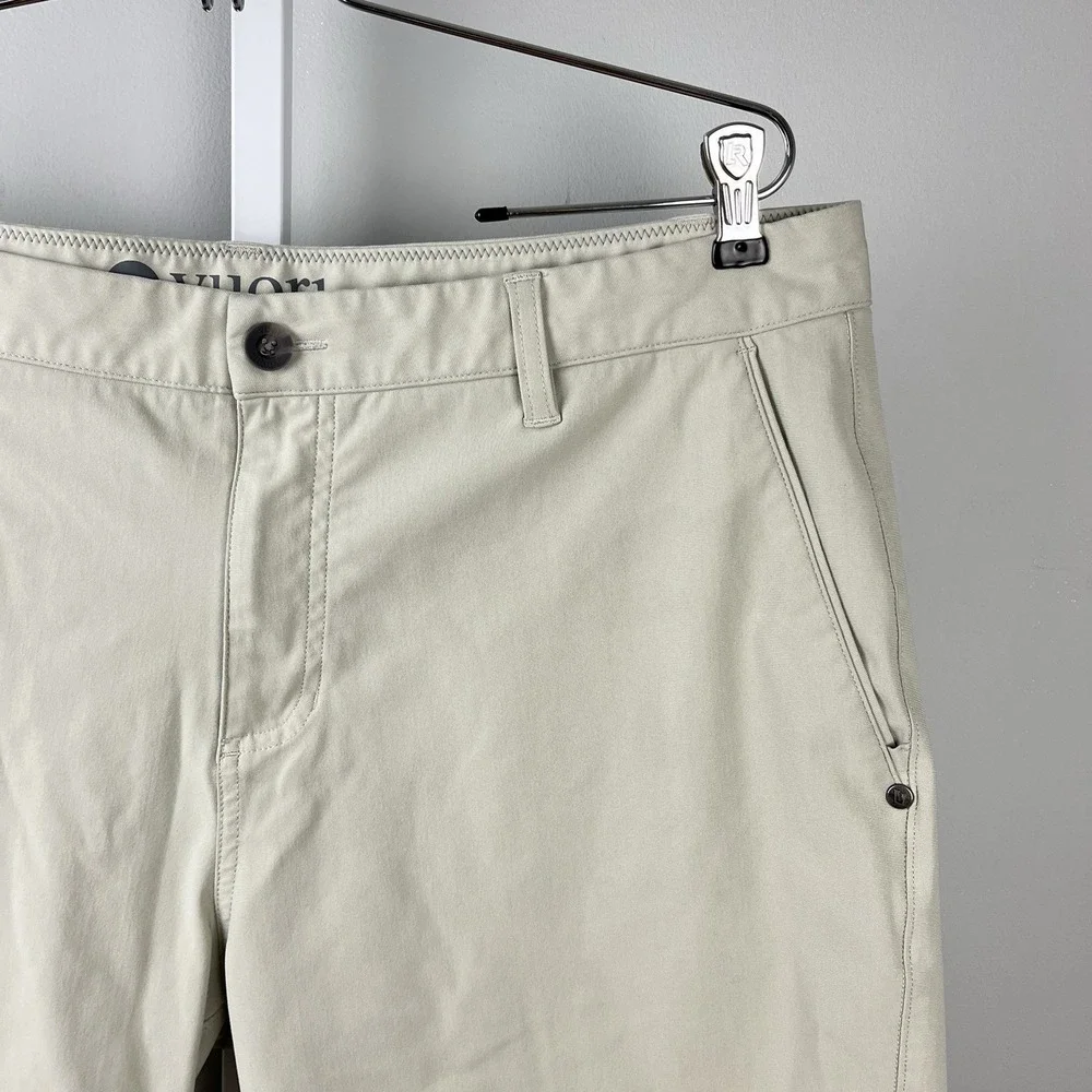 Vuori Meta Shorts Mens 36 Cream Performance Chino Stretch Golf